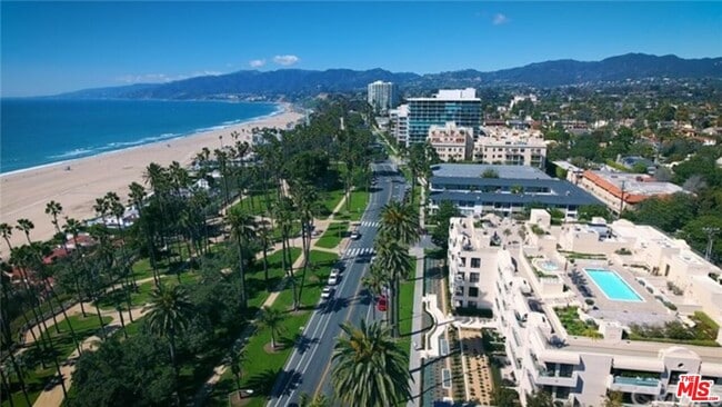 Building Photo - 701 Ocean Ave