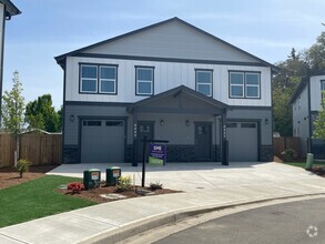 Building Photo - Jacobe Duplexes