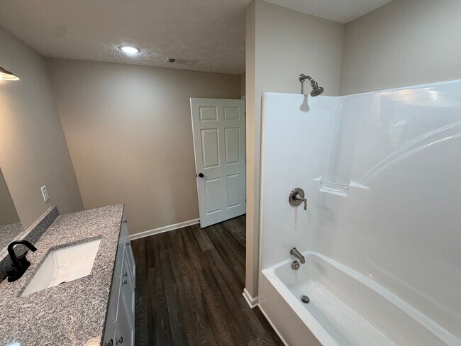 Building Photo - Nestled Tri-Plex in the Heart of Greenfield, TN