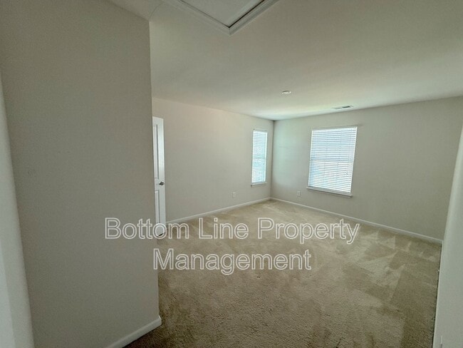 Building Photo - 1524 Bailiff Ct SW