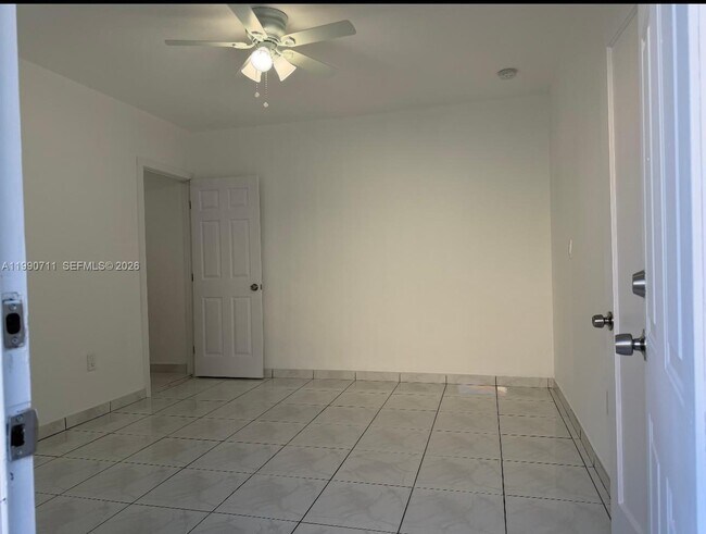 Building Photo - 1765 SW 21st St