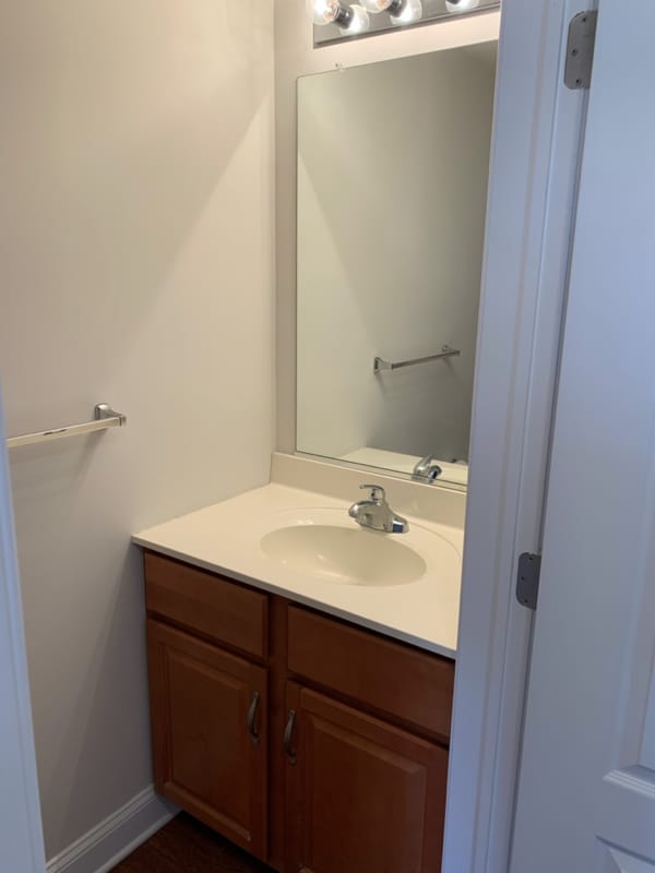 Building Photo - 1244 Kings Hwy