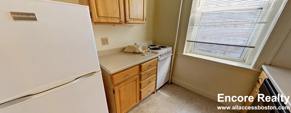 Building Photo - 16 Queensberry St