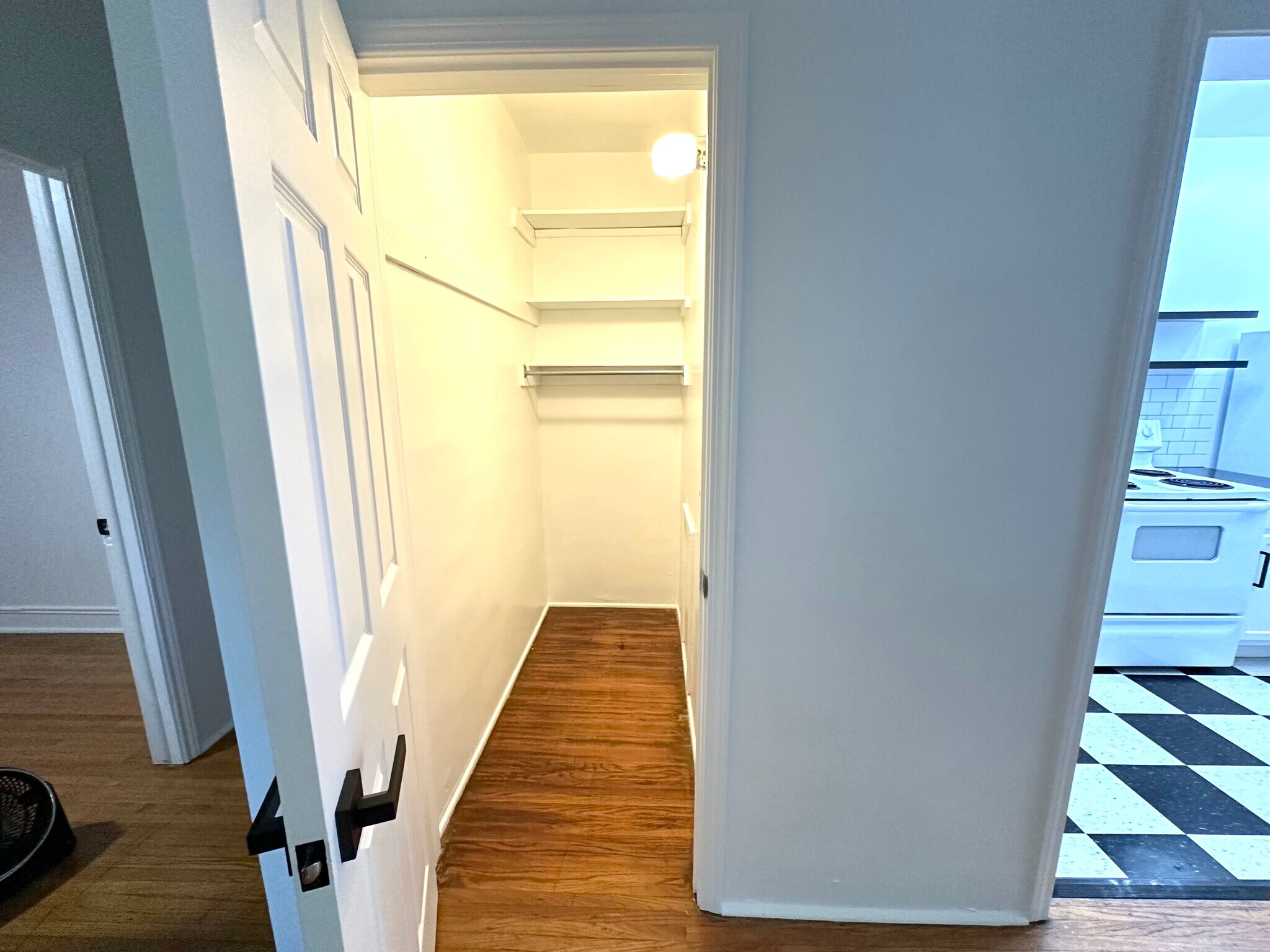 Building Photo - 1108 S Detroit Ave Michael