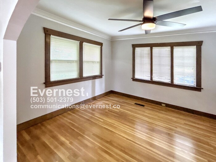 Building Photo - 22 NE 69th Ave