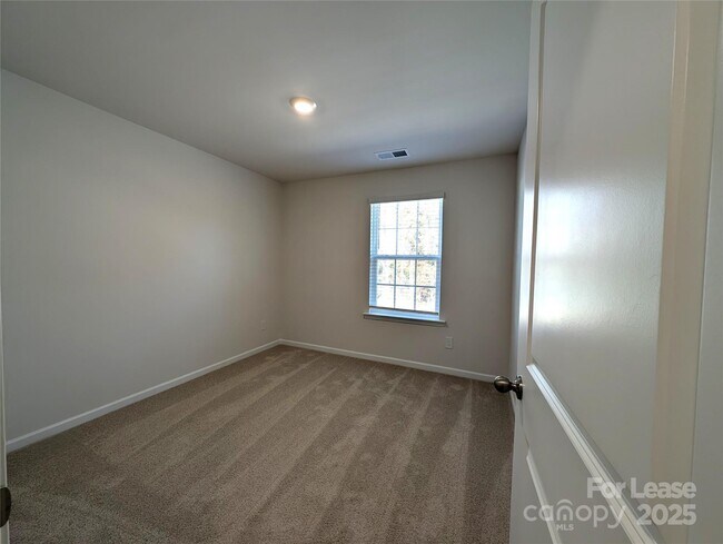 Building Photo - 2931 Penninger Cir