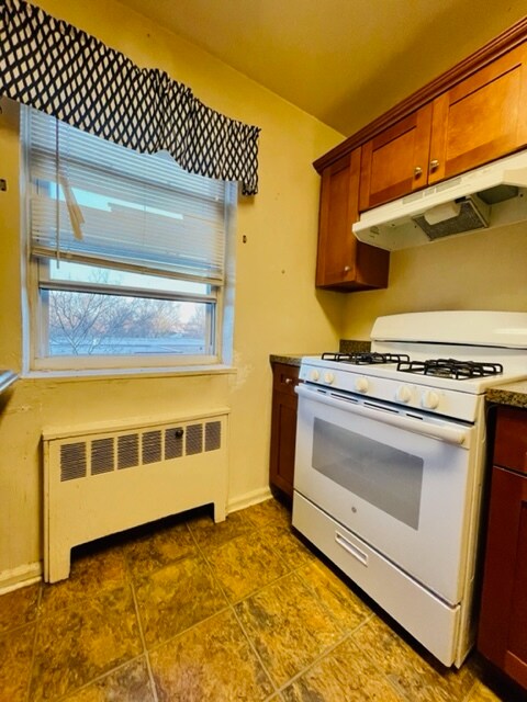 Building Photo - 148 Union Ave