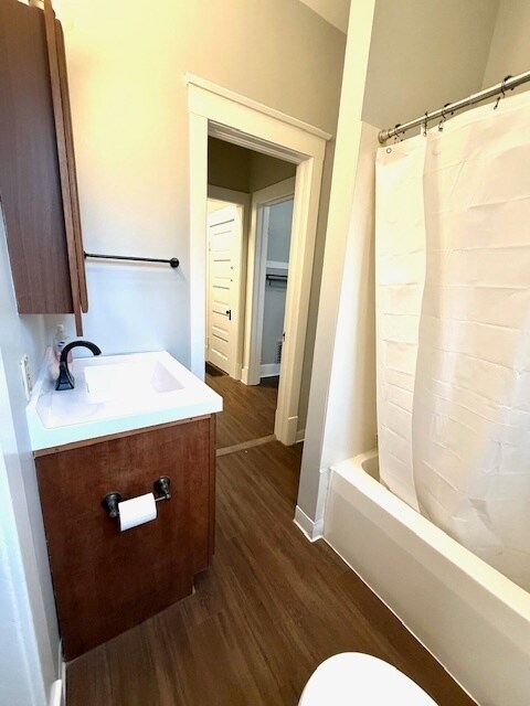 Building Photo - 728 DeKalb Ave