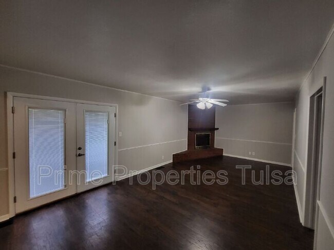 Building Photo - 1525 S 122nd E Ave