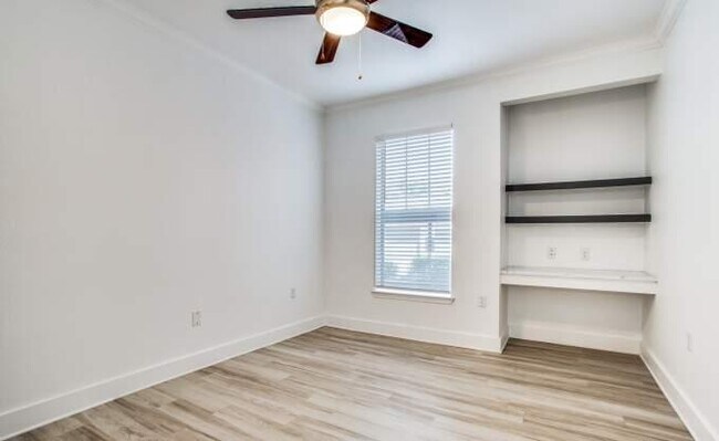 Building Photo - 3 bedroom in Dallas TX 75287