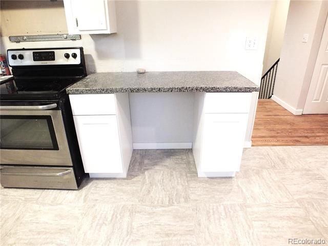 Building Photo - 6 Circle Dr