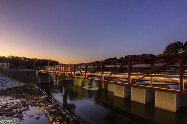 Building Photo - 112 Cottage Grove