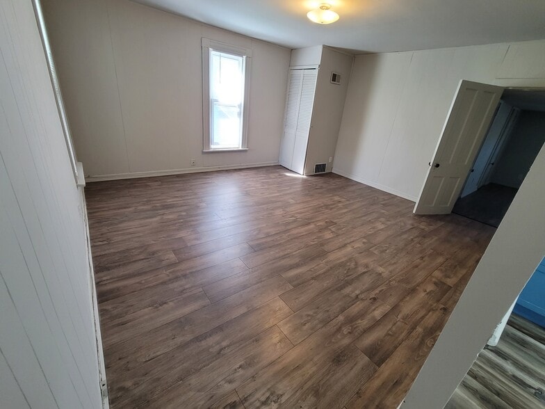 Dining/bonus room - 412 Fairview Ave