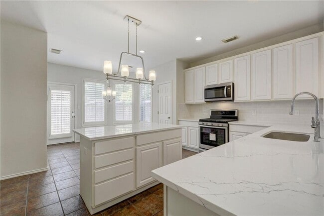 Building Photo - 2614 Kinney Oaks Ct