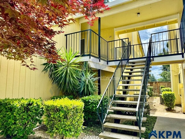 Building Photo - 1311 W Century Blvd