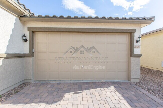 Building Photo - 15427 W Windward Ave