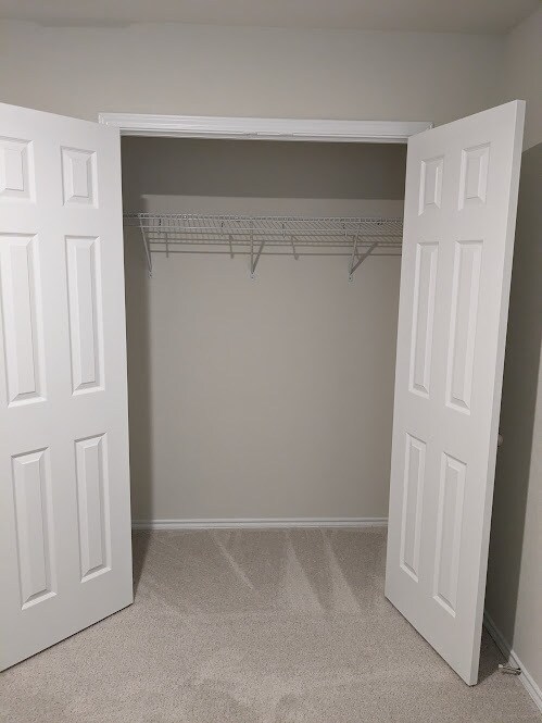 Bedroom 3 closet - 6826 Turnpike