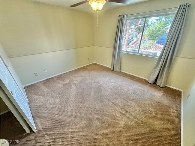 Building Photo - 8240 Tivoli Cove Dr