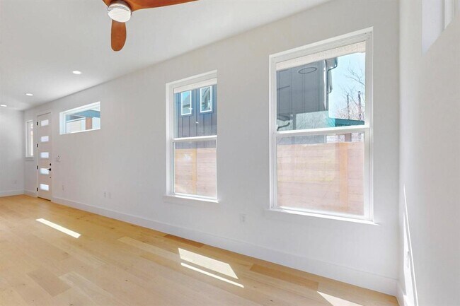 Building Photo - 4800 Prock Ln