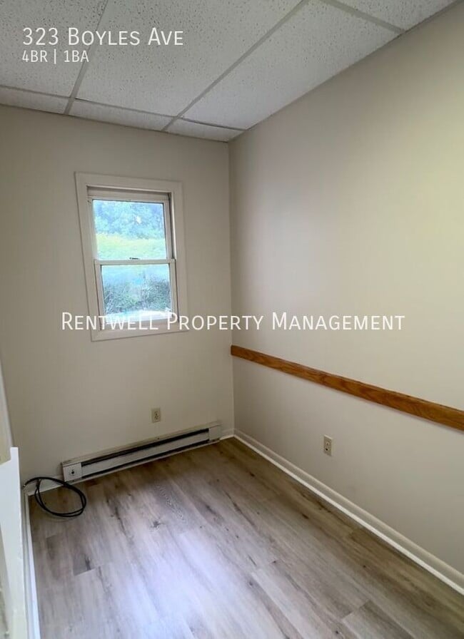 Building Photo - 323 Boyles Ave
