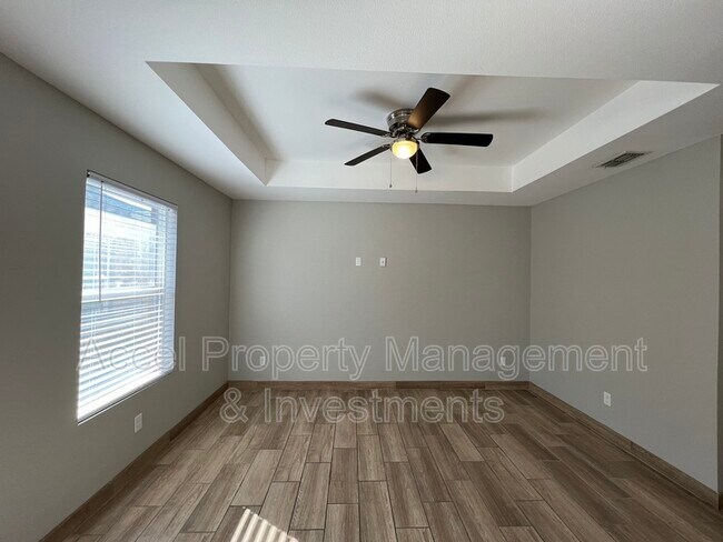 Building Photo - 825 S Mississippi St