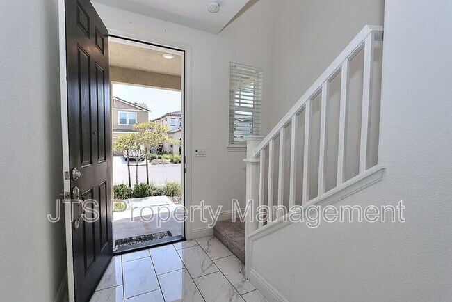Building Photo - 4268 Emerald Gate Ln