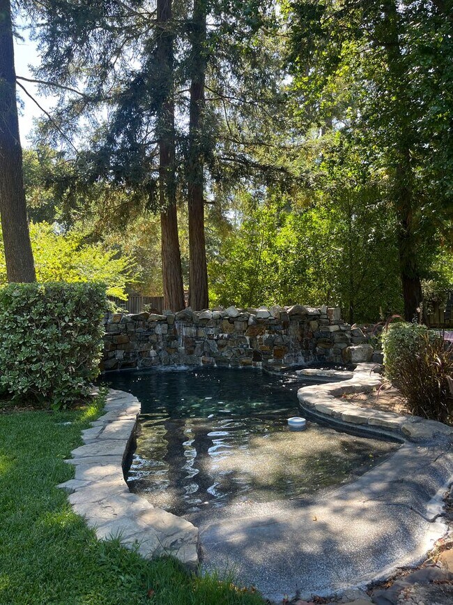 Building Photo - Luxury Furnished Monte Sereno Estate | Short-Term Executive Lease | Resort-Style Living