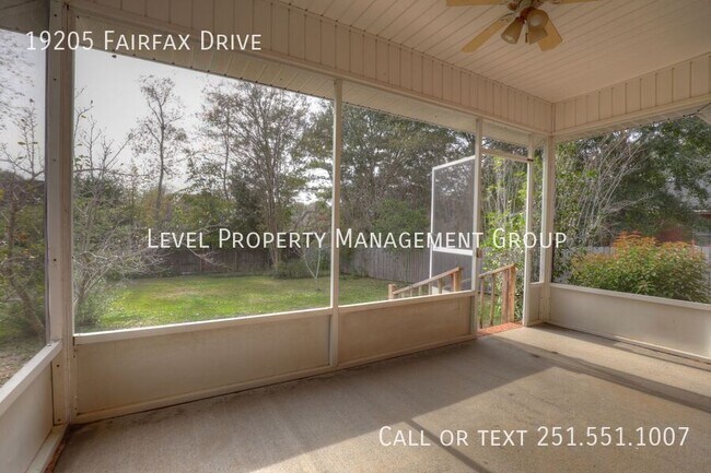Building Photo - 19205 Fairfax Dr