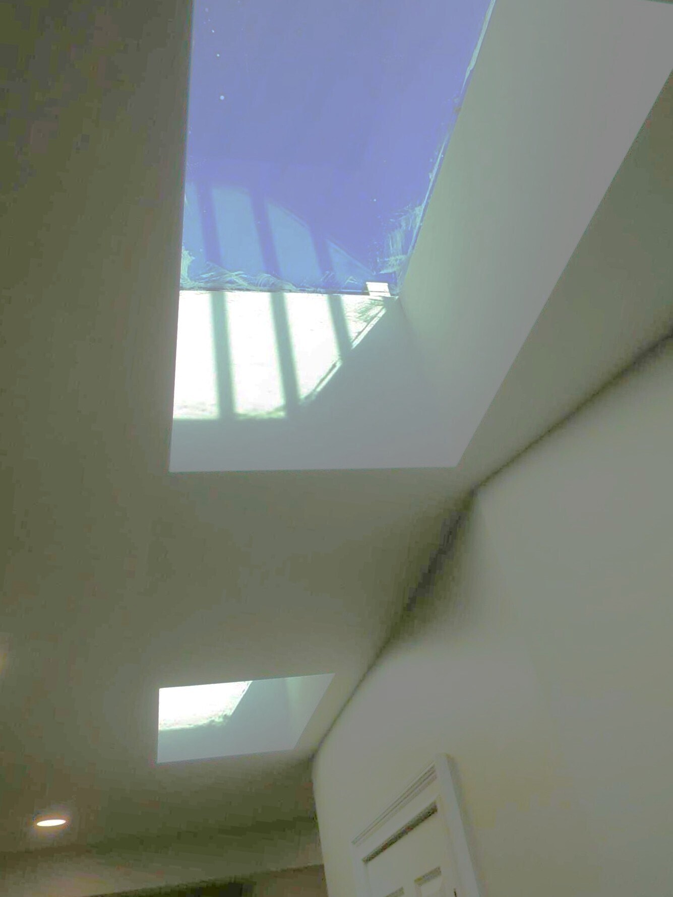 Building Photo - 136 Inman St