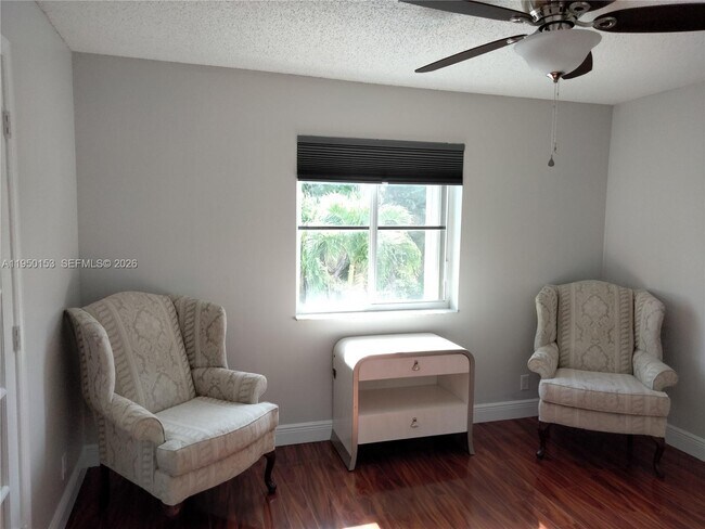 Building Photo - 1249 Allamanda Way