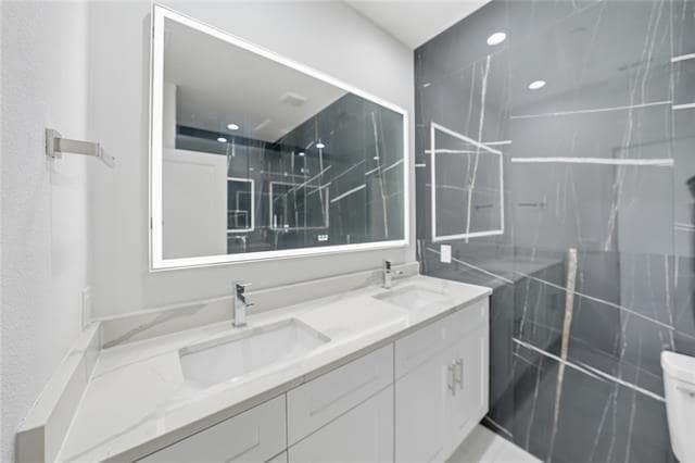 Building Photo - 7207 Mohawk Dr