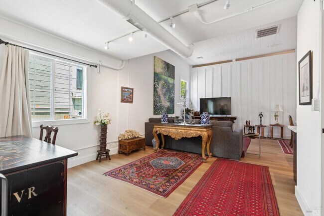 Building Photo - 307 Bodega Ave