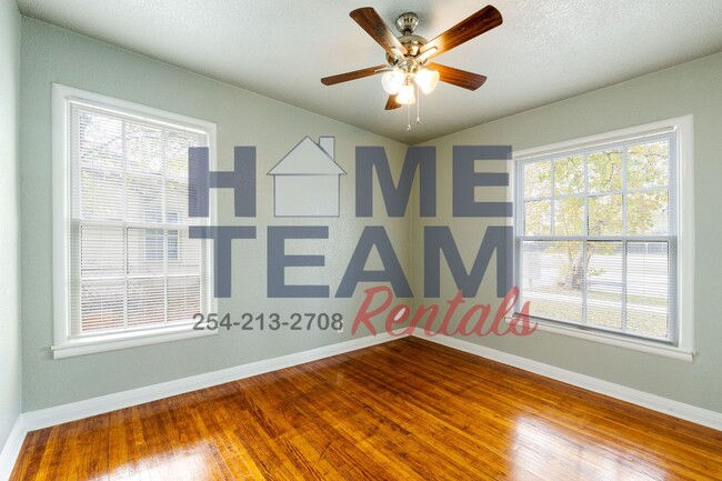 Building Photo - Half off first months rent!!!