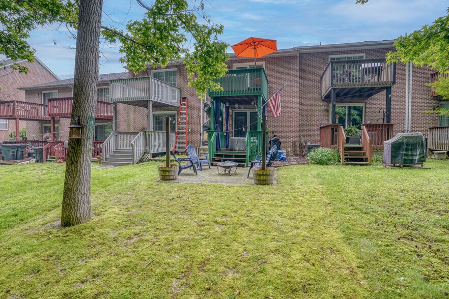 Building Photo - 212 Mike Dr
