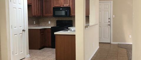 Building Photo - 1021 Newcastle Dr