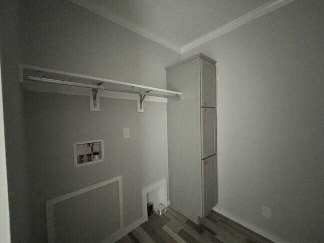 Building Photo - 2873 Wild Horse Rd