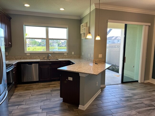 Building Photo - 9119 Carolina Wren Dr