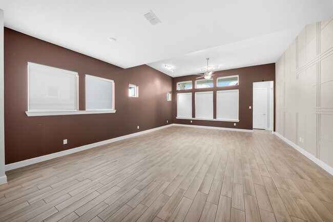 Building Photo - 407 Micaela Meadows Ct