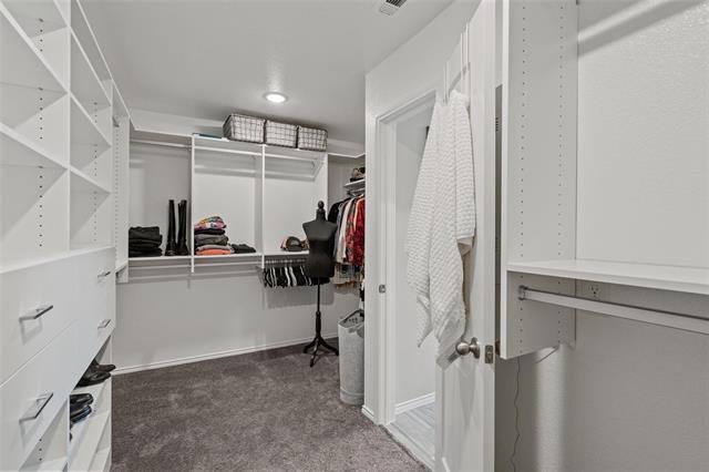 Building Photo - 10049 Adams Ln