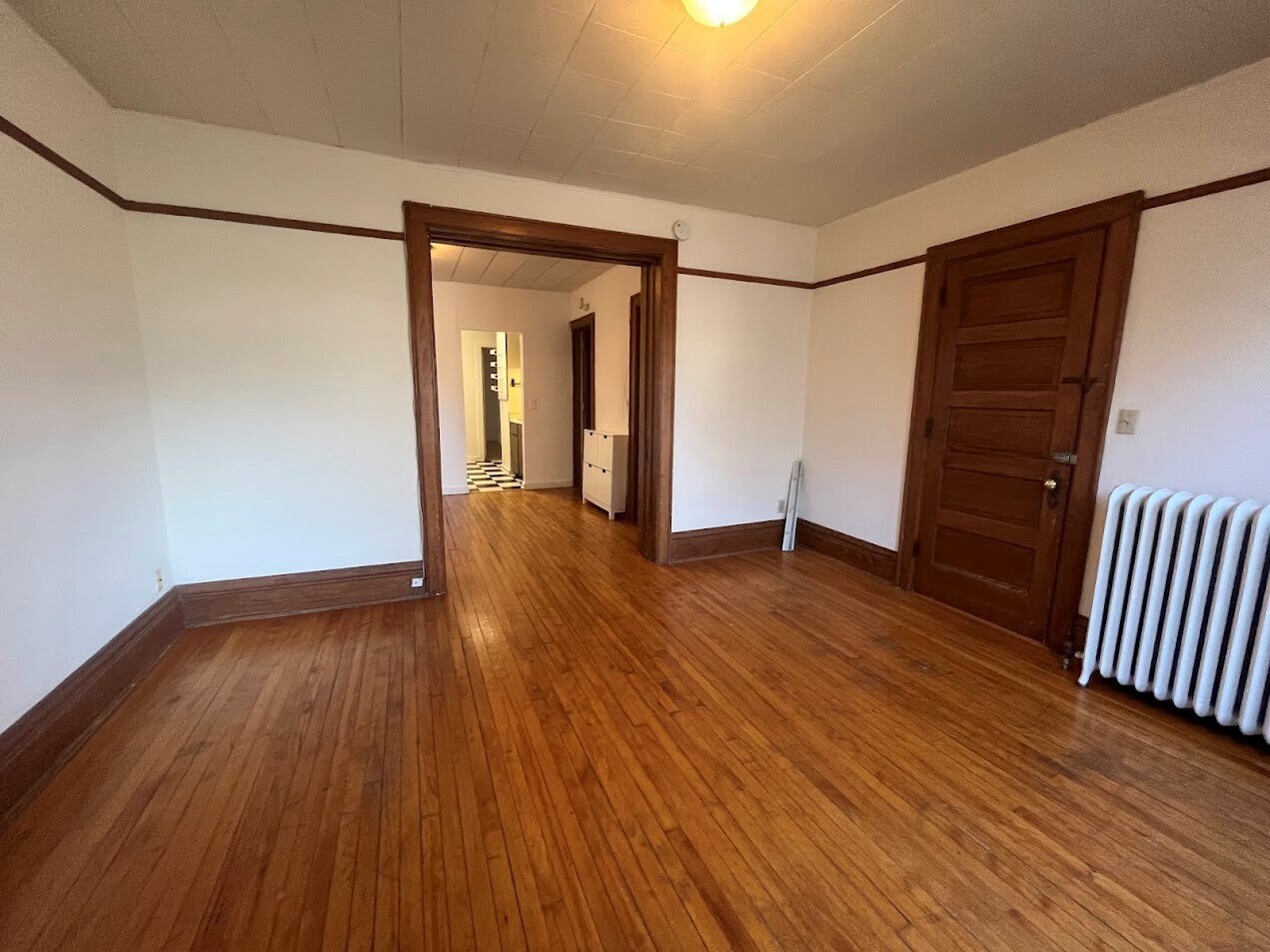 Building Photo - 221 N Livingston St