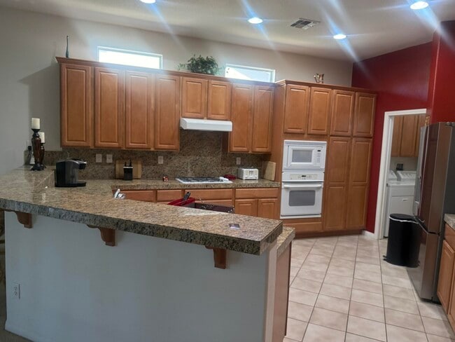 Building Photo - 43387 St Andrews Dr