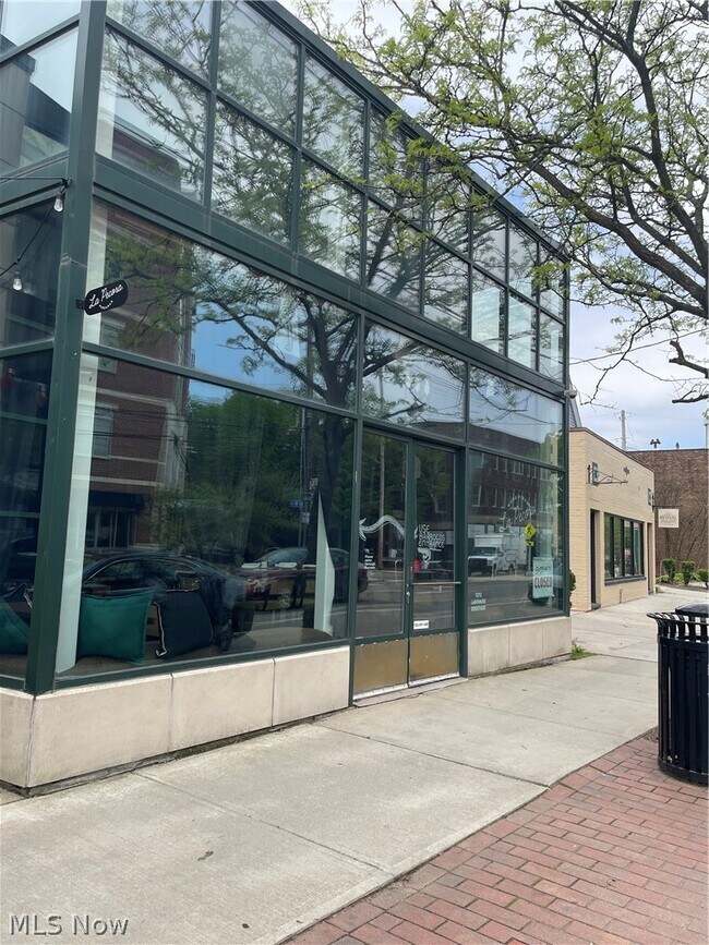 Building Photo - 2628 E 124th St