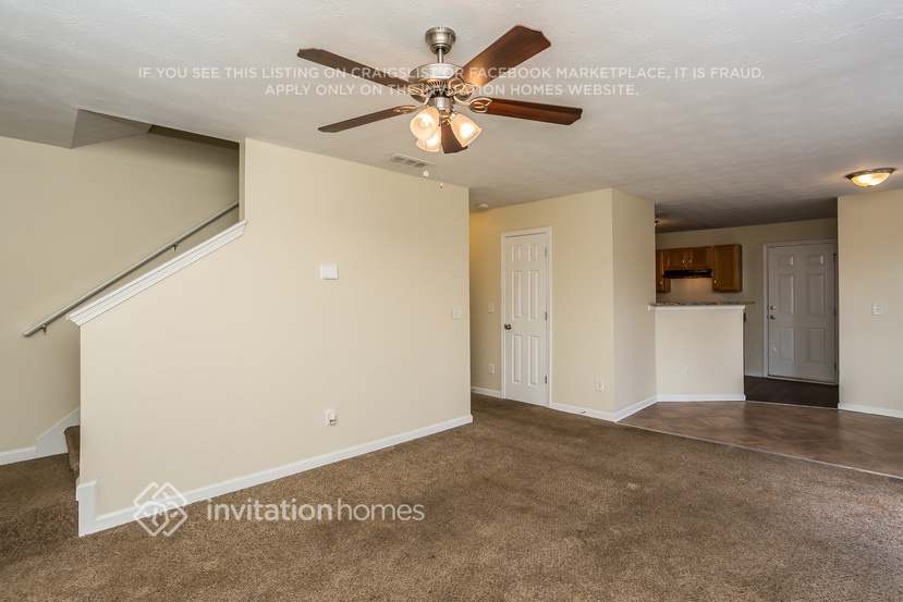 Building Photo - 215 Bramble Bush Trail