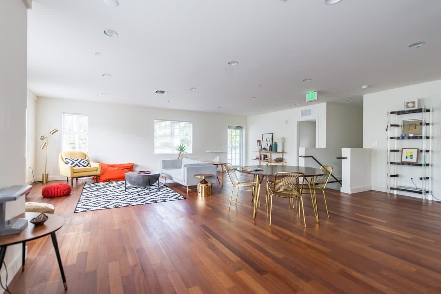 Building Photo - 747 4th St