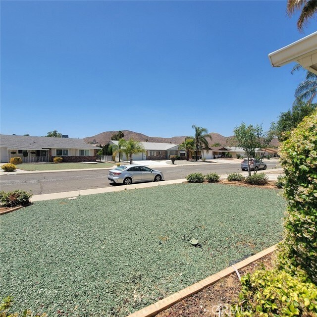 Building Photo - 28894 Portsmouth Dr