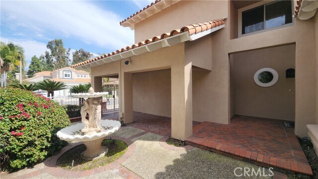 Building Photo - 2162 Ventia