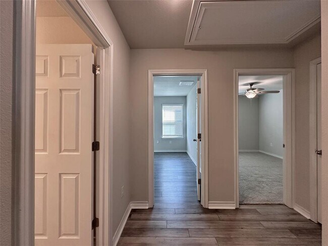 Building Photo - 11604 Roxburgh Pass