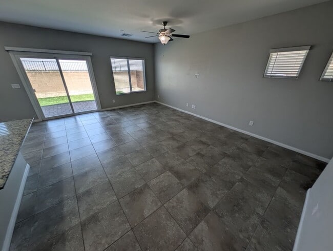 Building Photo - 5224 Sunstone Mesa Dr