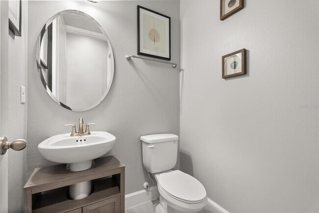 Building Photo - 6875 Arnoldson St