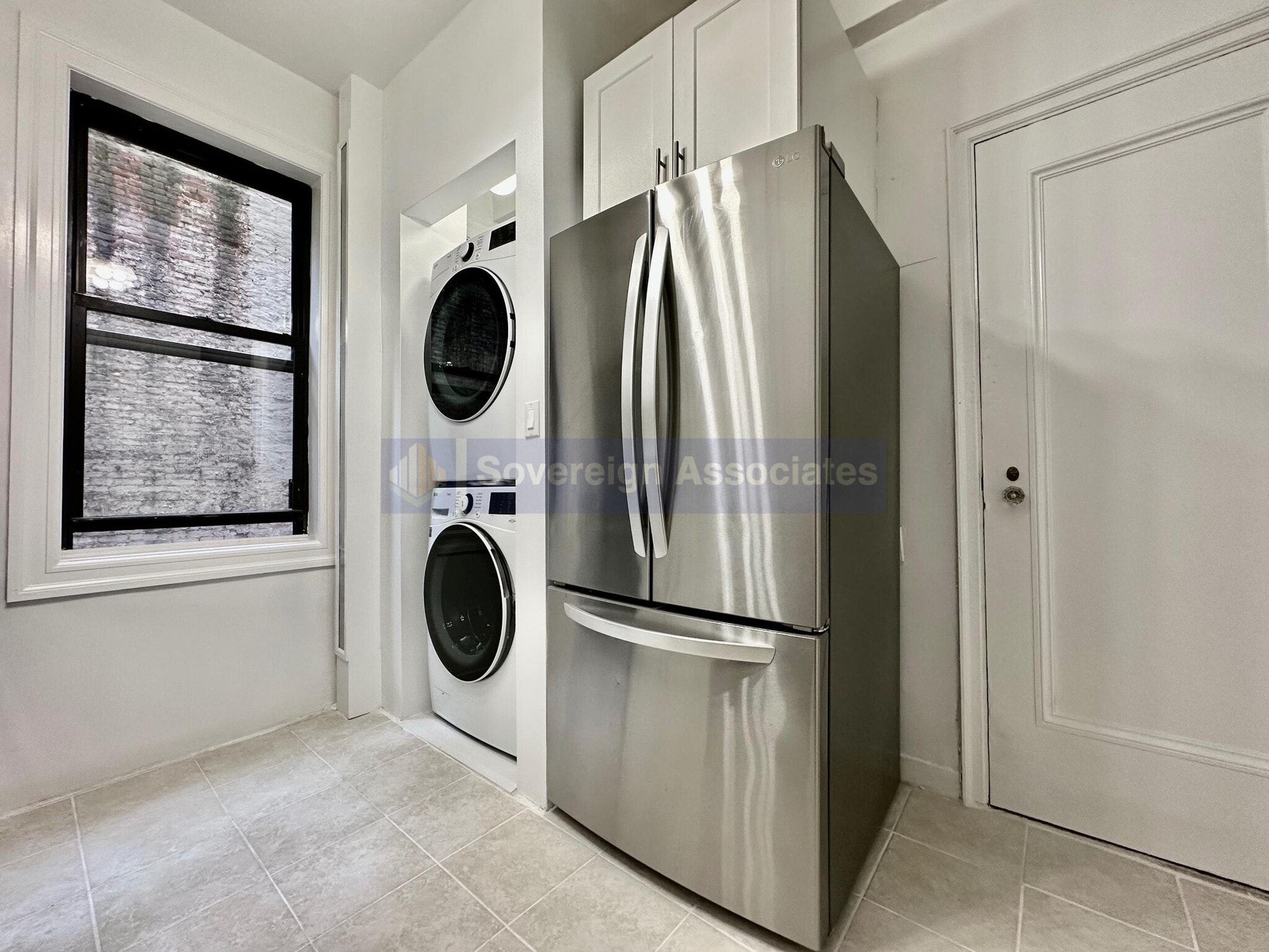 Building Photo - 308 W 104th St